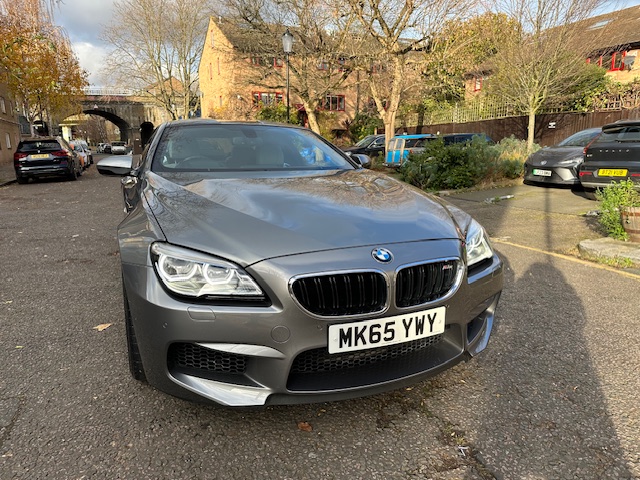 [Vehicle Photo]
