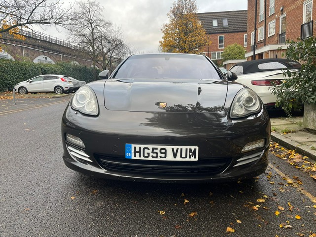 [Vehicle Photo]