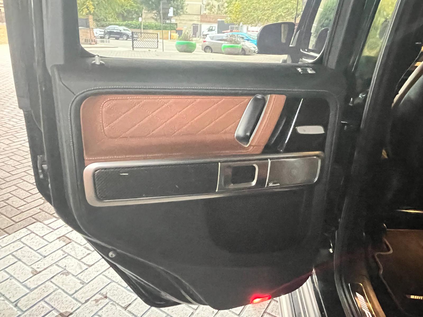 [CCK vehicle showroom photos]