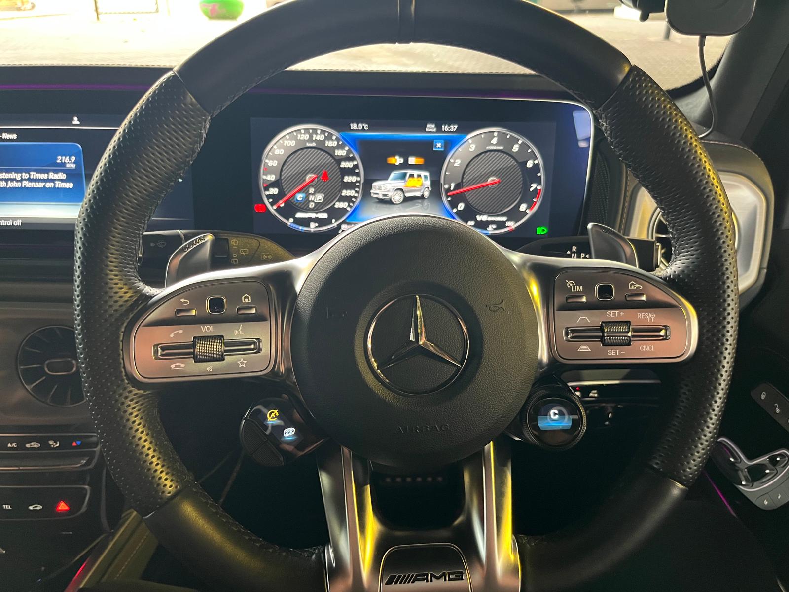 [CCK vehicle showroom photos]