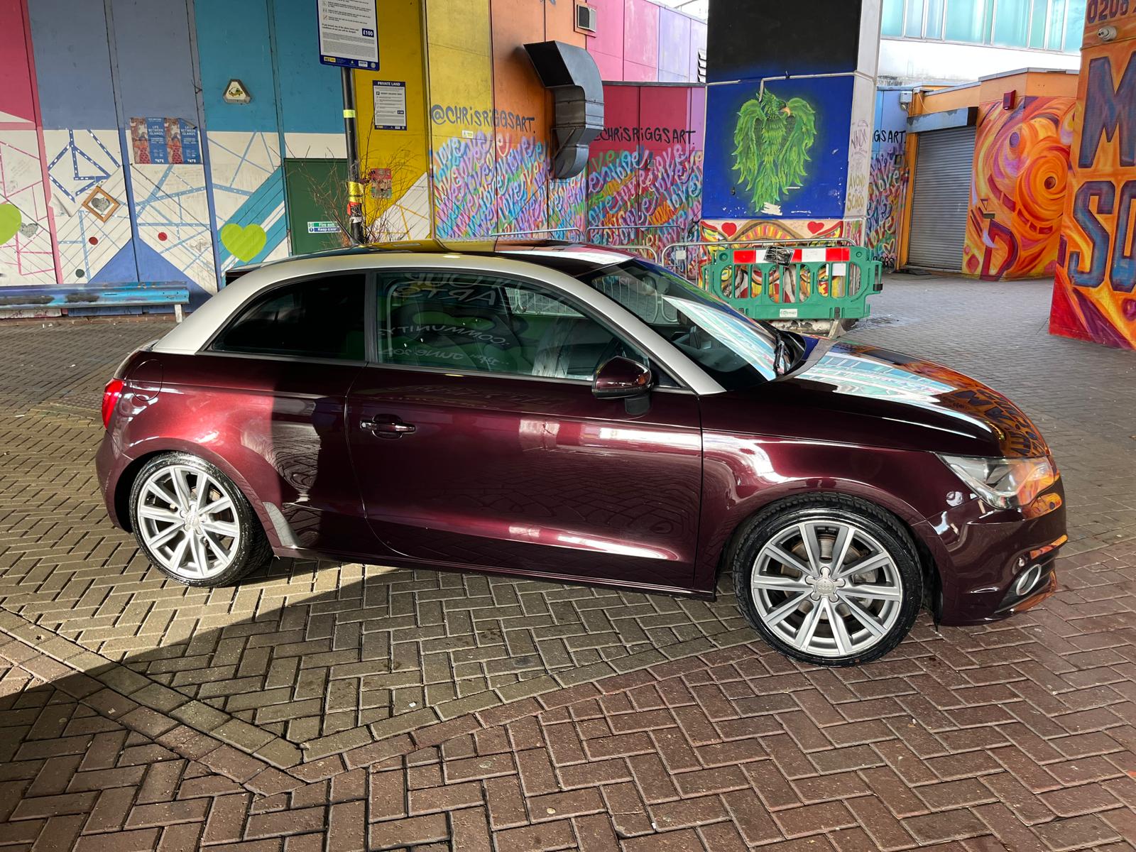 [CCK vehicle showroom photos]