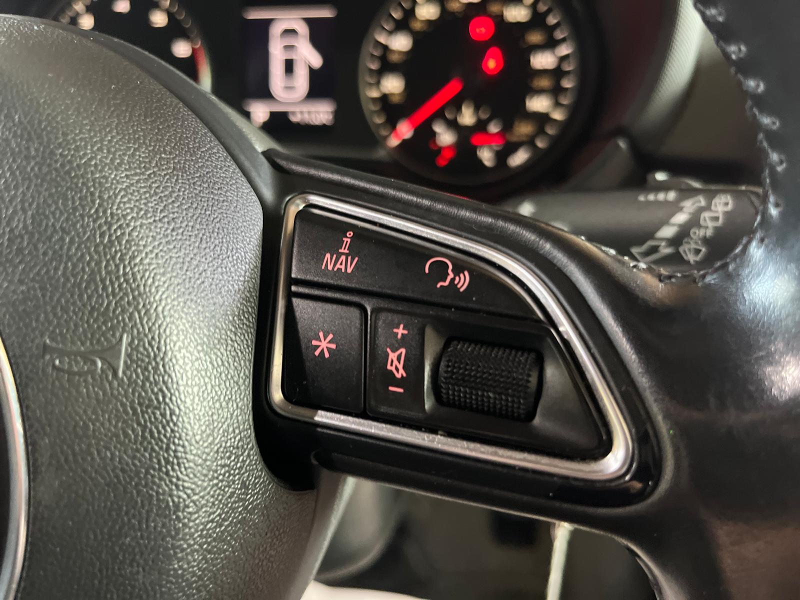 [CCK vehicle showroom photos]