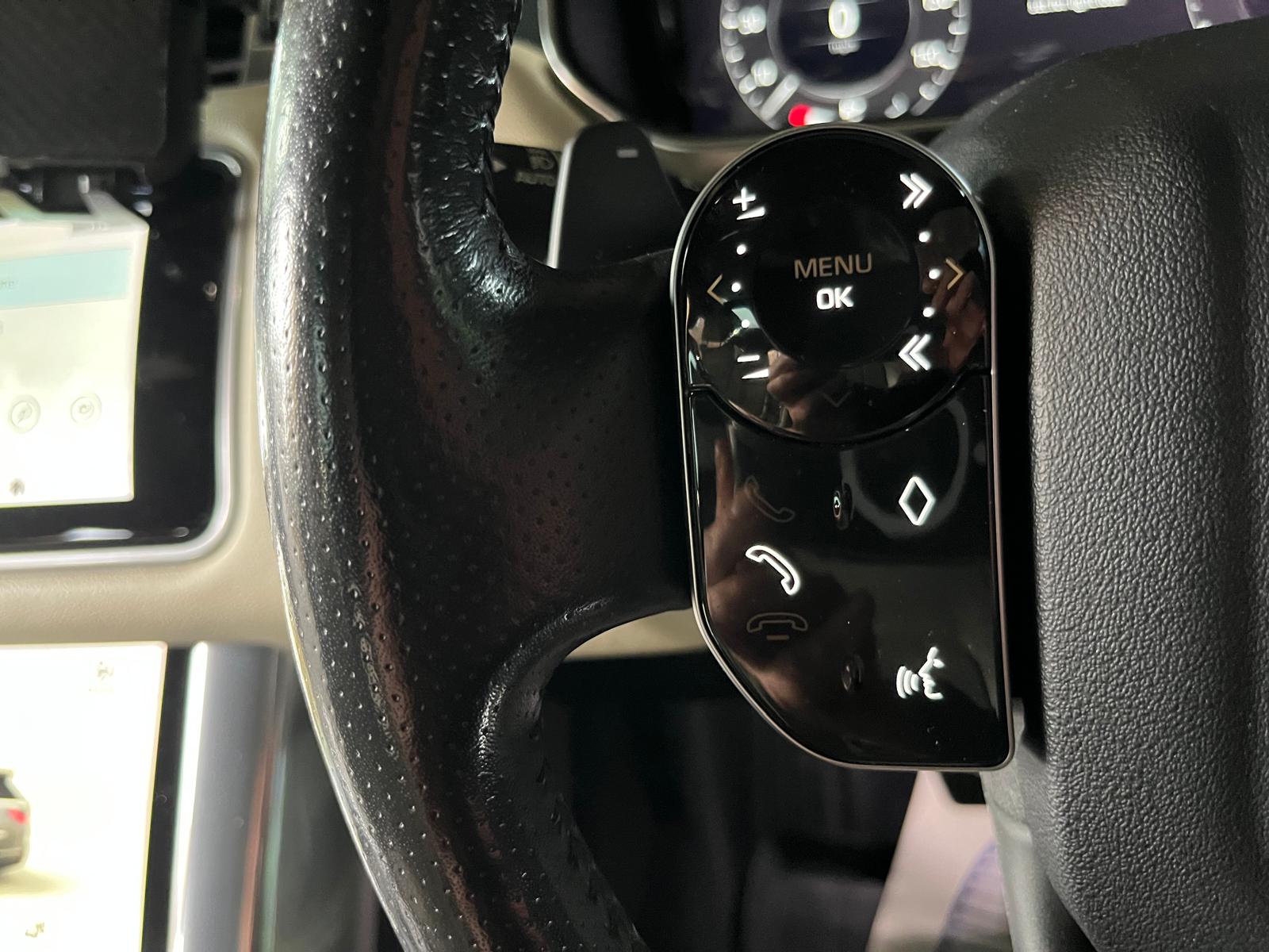 [CCK vehicle showroom photos]