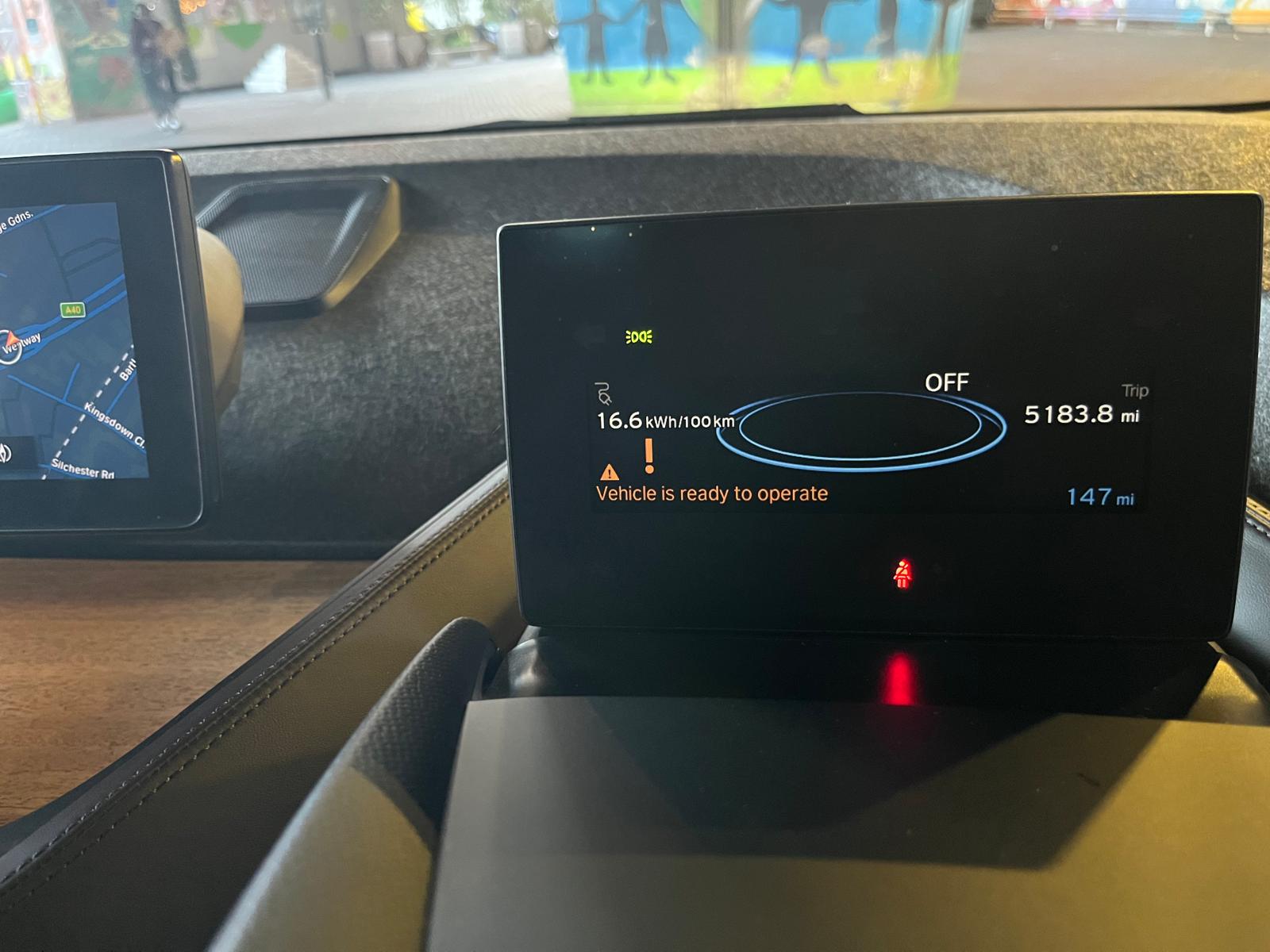 [CCK vehicle showroom photos]