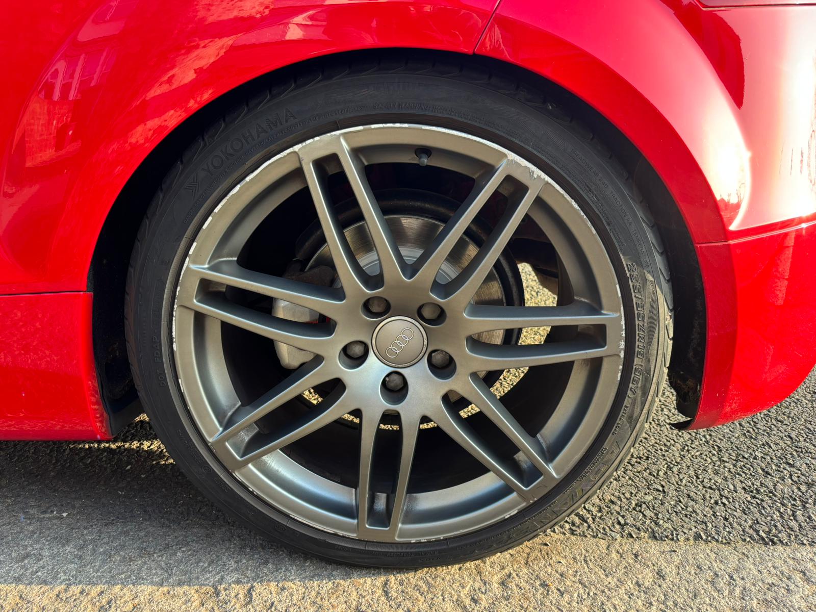 [CCK vehicle showroom photos]